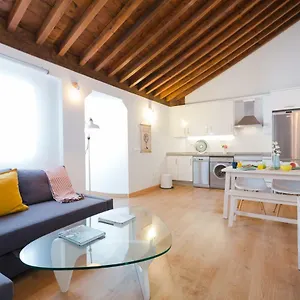 https://hola-malaga-centro.es-andalucia.com